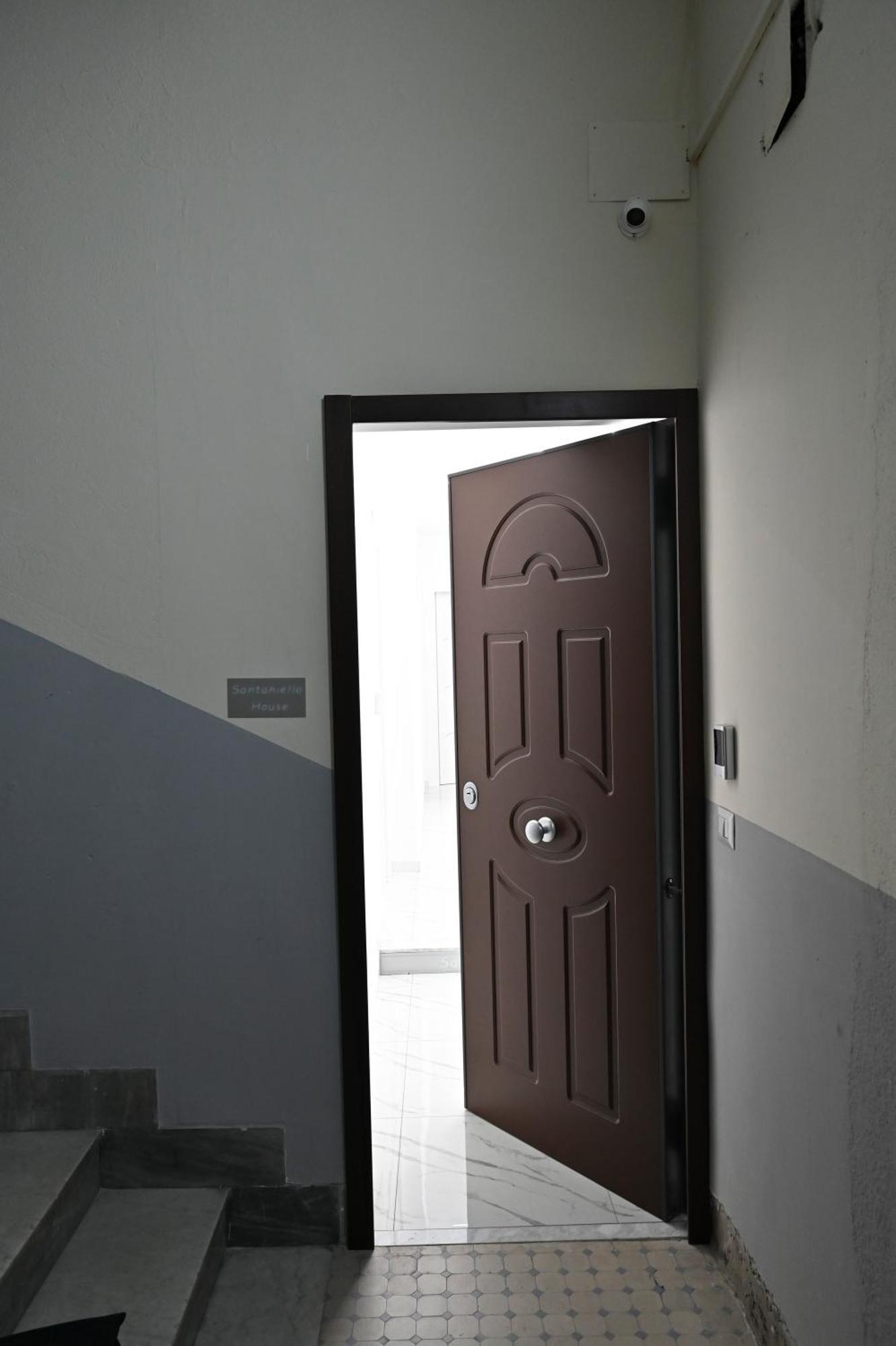 나폴리 Bebsantaniellohouse1 B&B 외부 사진